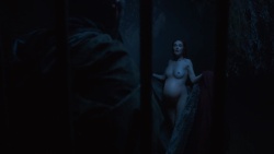 Carice van Houten - Game Of Thrones S02E04 (2012) [1080p] MFAI3mJK