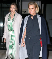 Gigi Hadid & Nicola Peltz - Leaving Estiatorio Milos after having dinner with Yolanda Hadid and Anwar Hadid in NY April 14, 2017