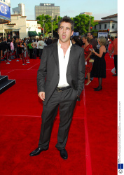 Колин Фаррелл (Colin Farrell) premiera "Miami Vice" in LA, 20.07.2006 "Rexfeatures" (112xHQ) Sqonty8K